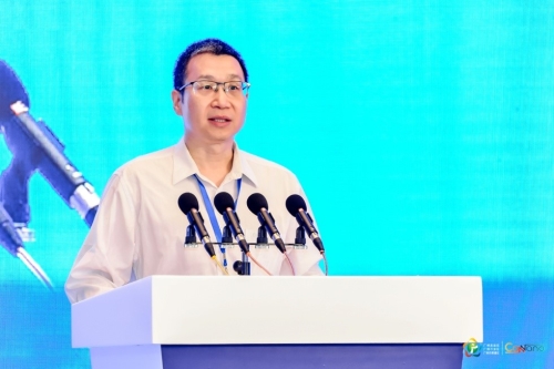 　　國家納米科學(xué)中心主任、廣納院院長(cháng)趙宇亮院士致辭